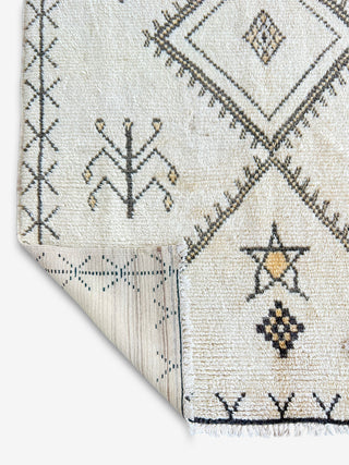 vintage moroccan rug